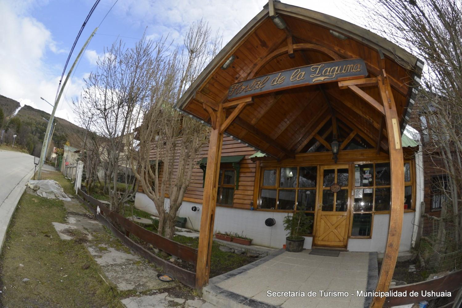 Hostal De La Laguna Otel Ushuaia Dış mekan fotoğraf